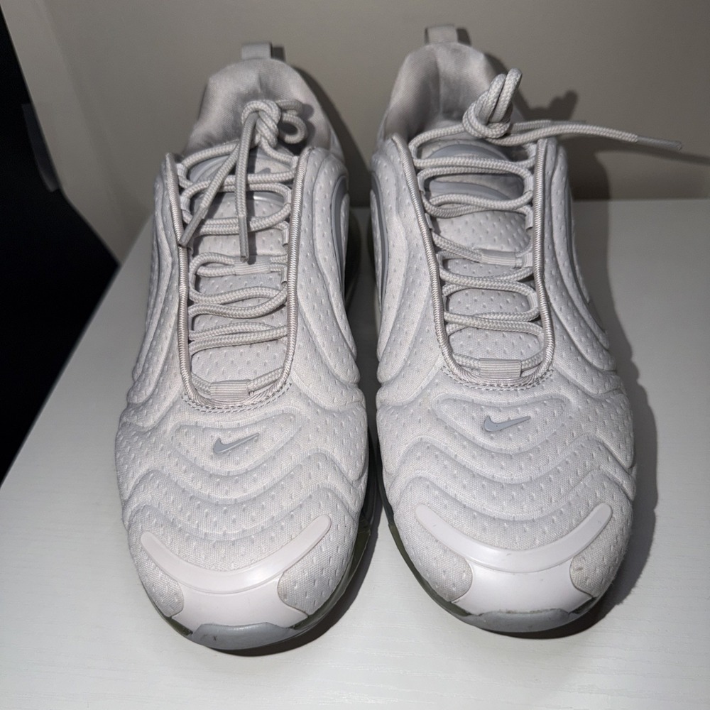 Nike Air Max 720 Men's Size 11 Vast Grey AO2924-016